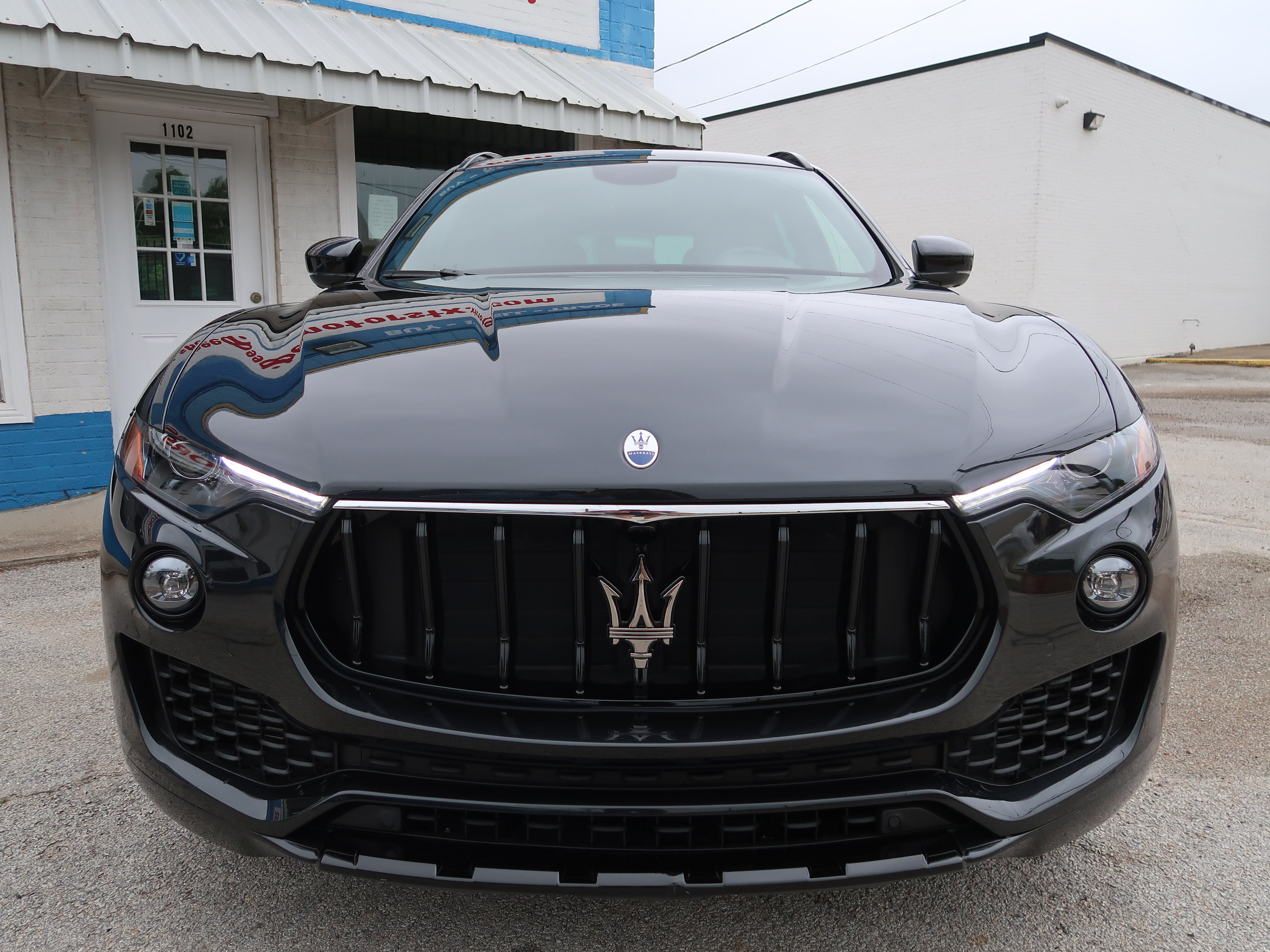 Used 2022 Maserati Levante GT AWD/4WD image 9