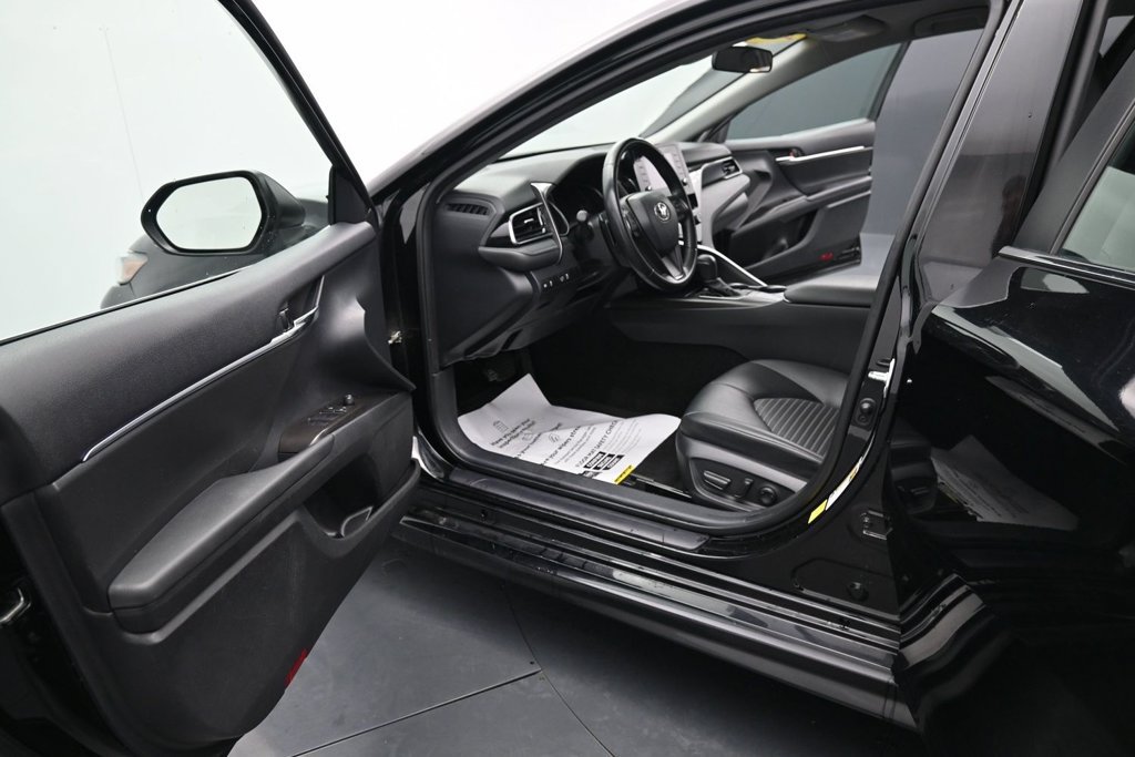 Used 2024 Toyota Camry SE FWD image 17