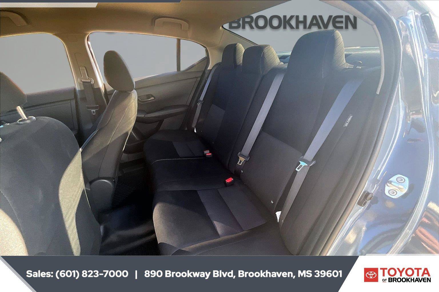 Used 2025 Nissan Sentra SV FWD image 19