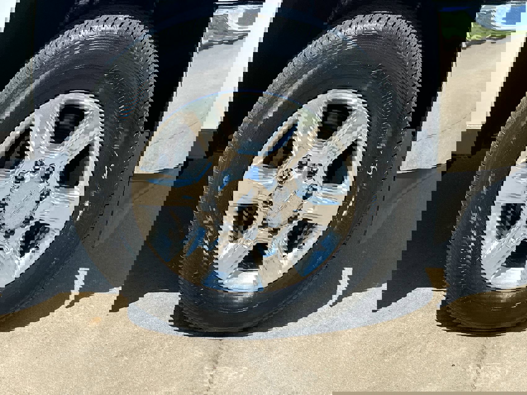 Used 2019 Chevrolet Silverado 2500 LTZ w/ Duramax Plus Package AWD/4WD image 10