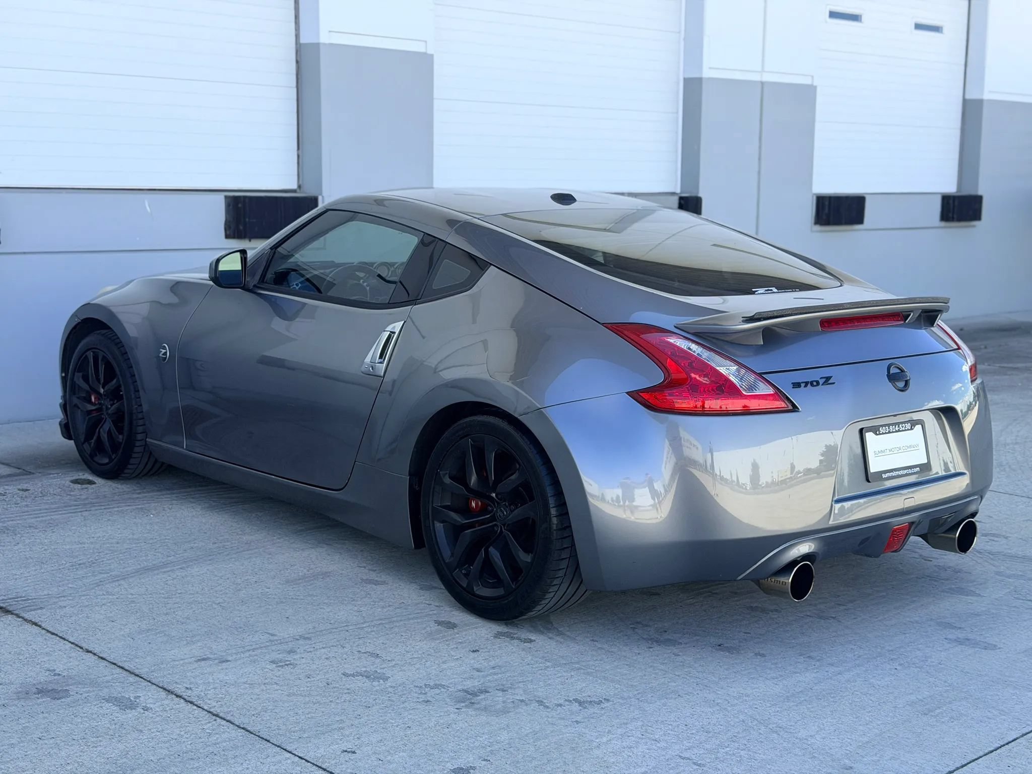 Used 2011 Nissan 370Z Touring w/ Sport Pkg RWD image 3