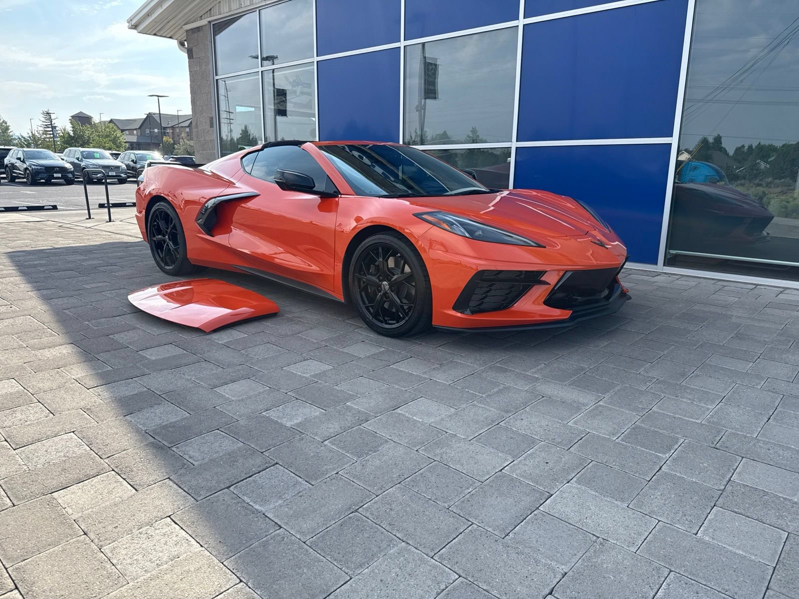 Used 2021 Chevrolet Corvette Stingray Coupe w/ Z51 Performance Package RWD image 9