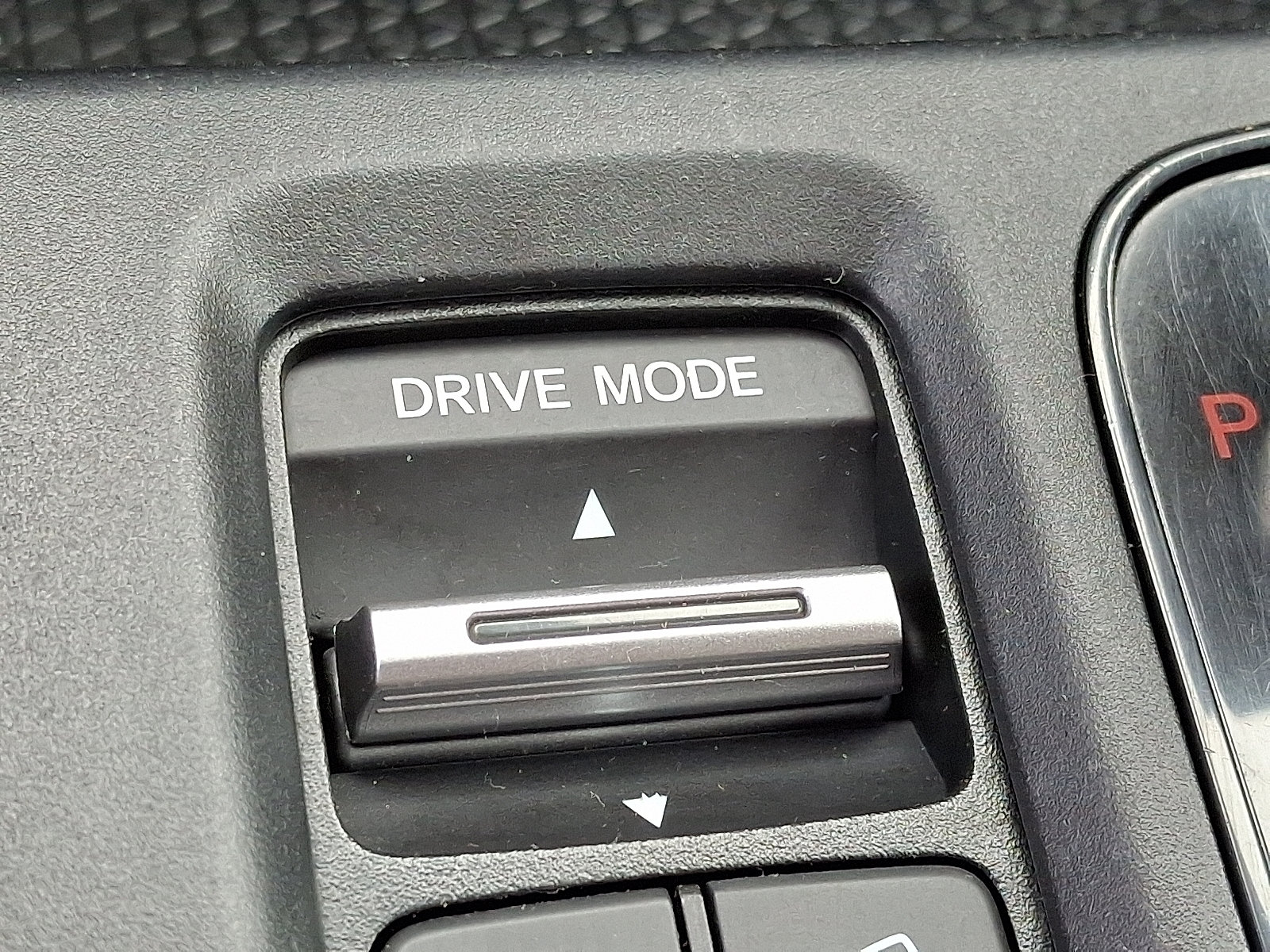Used 2025 Honda CR-V EX image 24