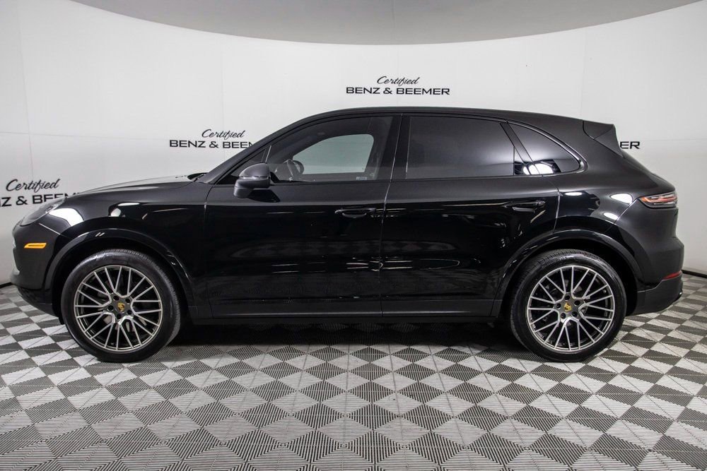 Used 2023 Porsche Cayenne S Platinum w/ Premium Package Plus image 7