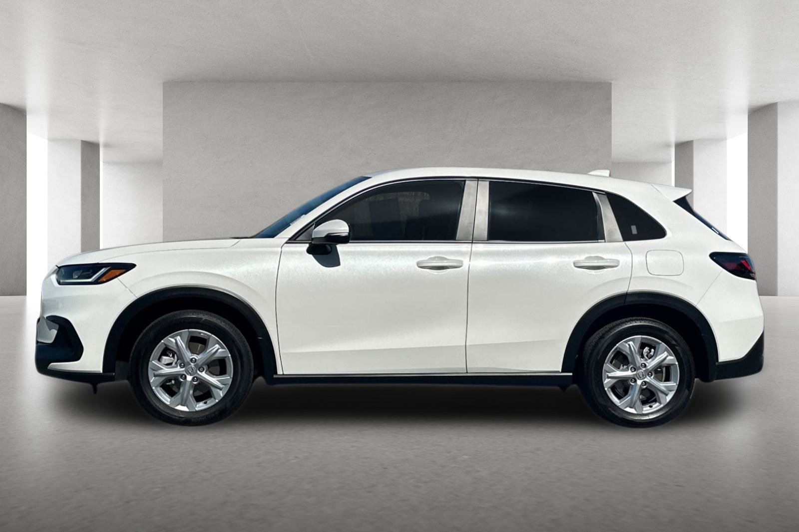 Certified 2025 Honda HR-V LX image 7