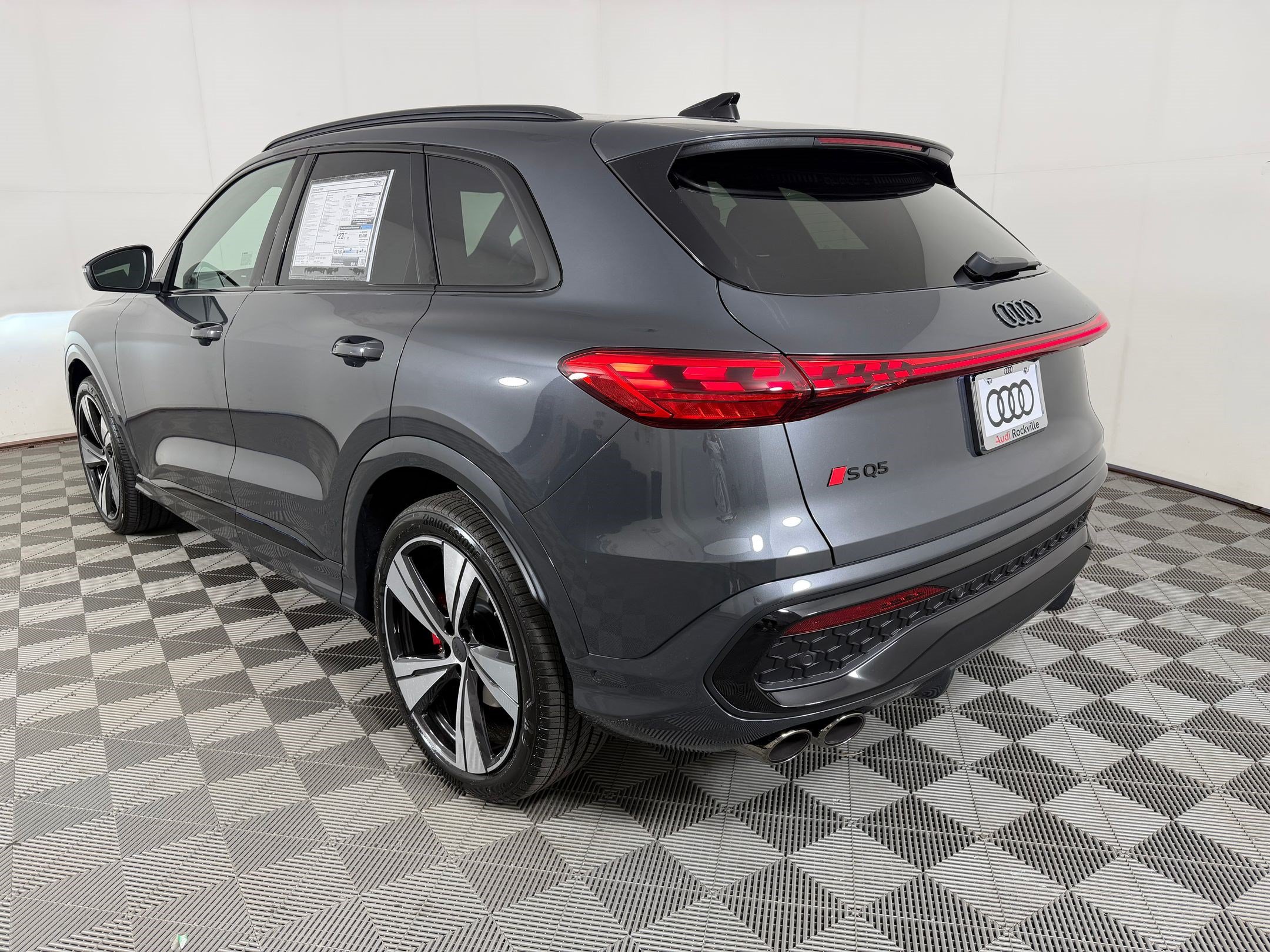 New 2026 Audi SQ5 Premium Plus AWD/4WD image 3