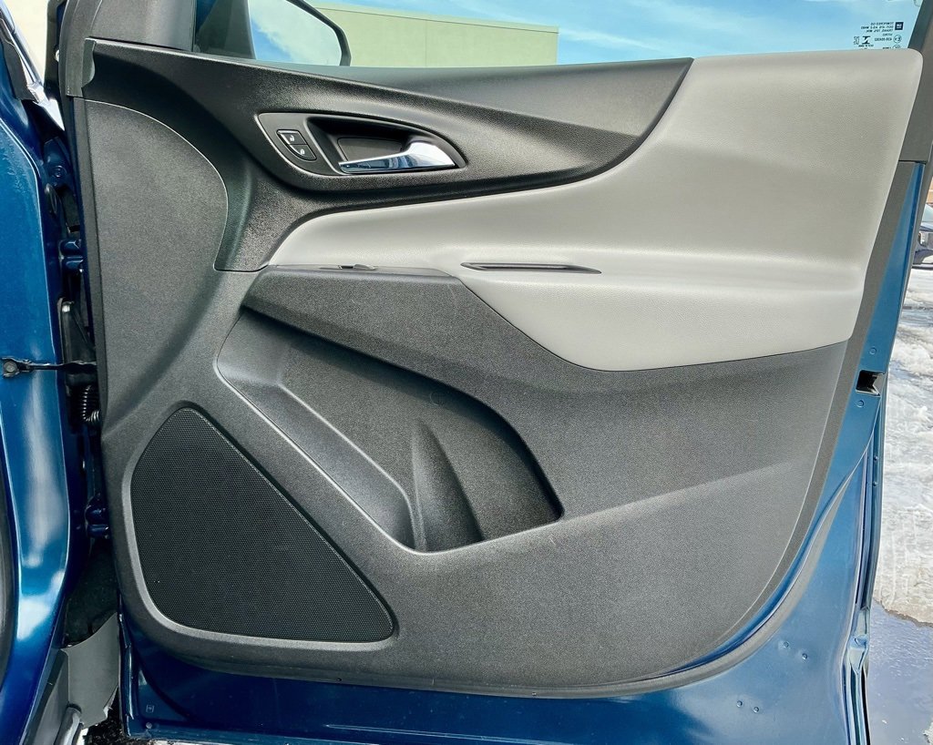 Used 2021 Chevrolet Equinox LT image 22