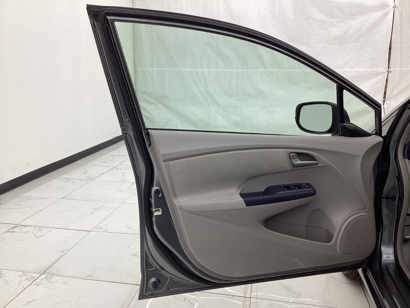 Used 2010 Honda Insight EX image 18