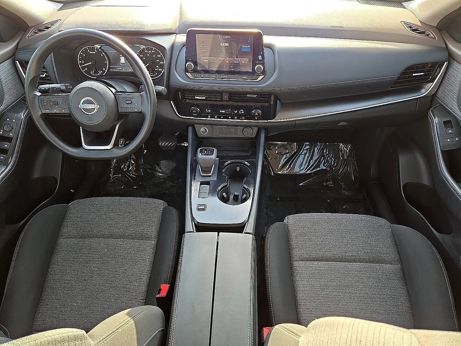 Used 2022 Nissan Rogue SV FWD image 16