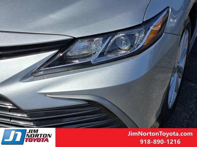 Used 2024 Toyota Camry LE FWD image 10