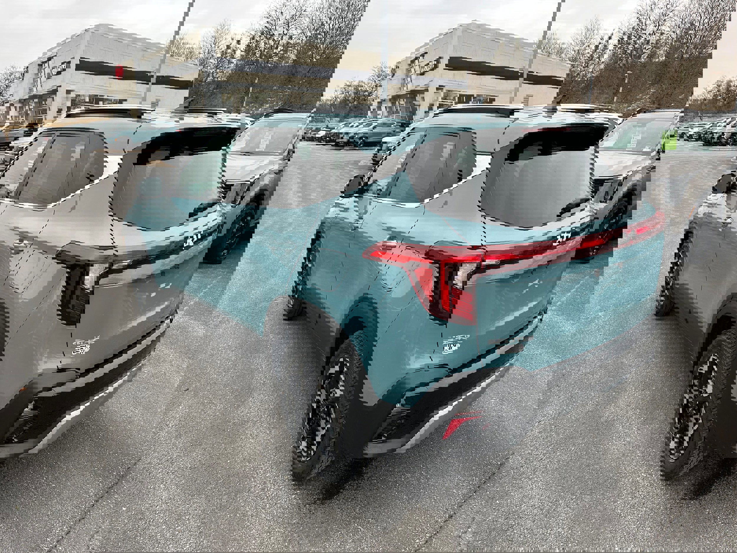 Used 2024 Kia Seltos EX image 7