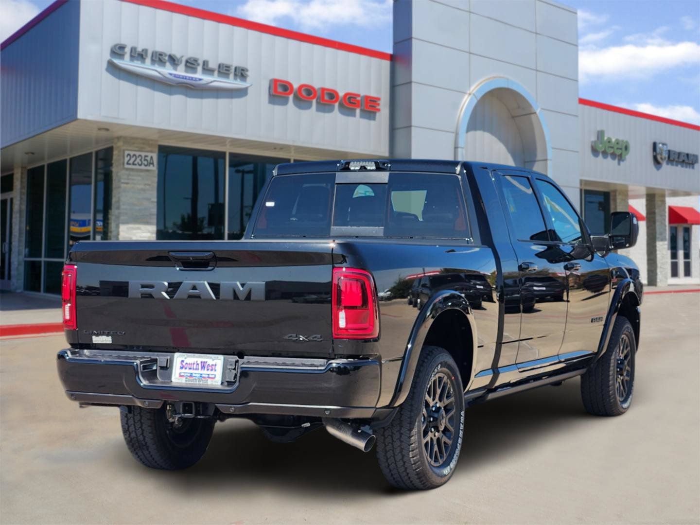 New 2027 RAM 2500 Limited AWD/4WD image 5