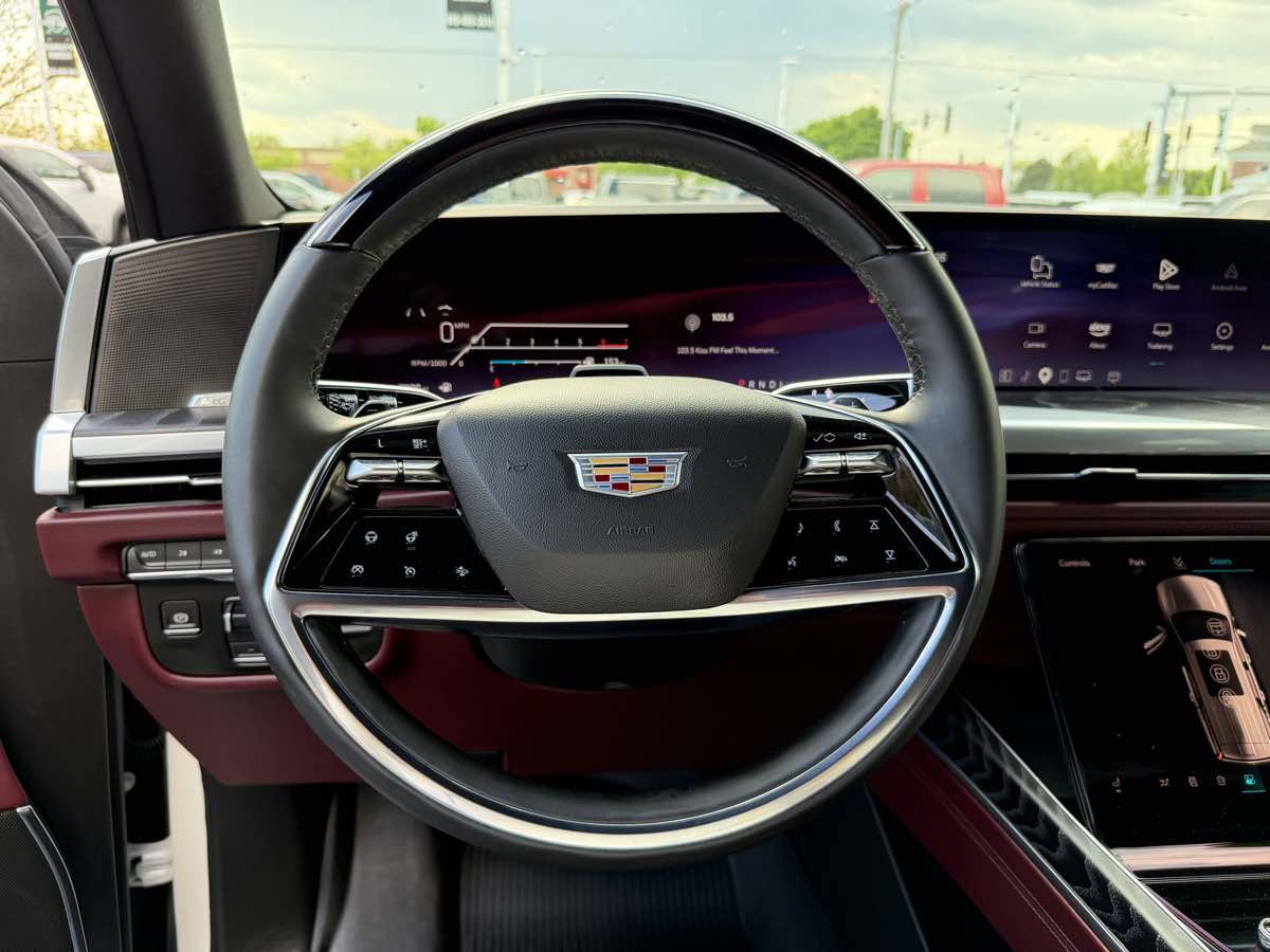 Used 2025 Cadillac Escalade ESV Premium Luxury w/ Touring Package AWD/4WD image 54