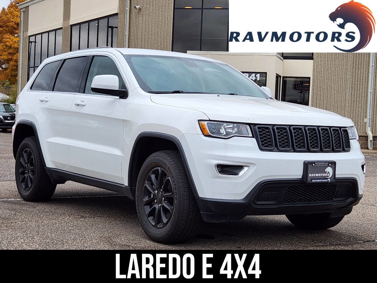 Used 2022 Jeep Grand Cherokee Laredo E image 1
