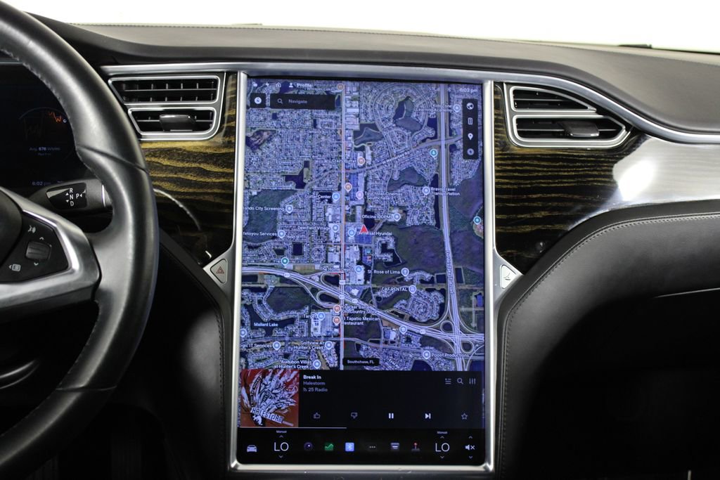 Used 2016 Tesla Model S 70 image 8