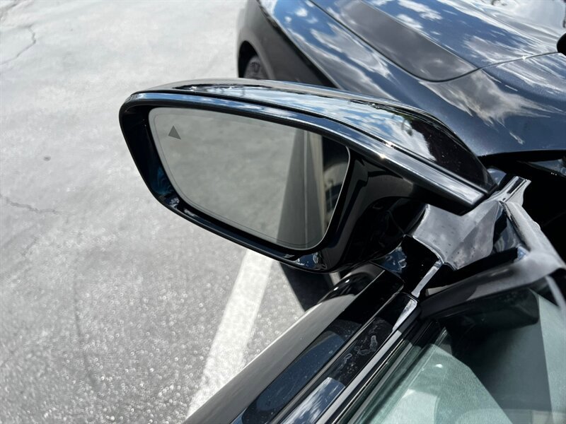 Used 2022 BMW M8 Competition AWD/4WD image 31