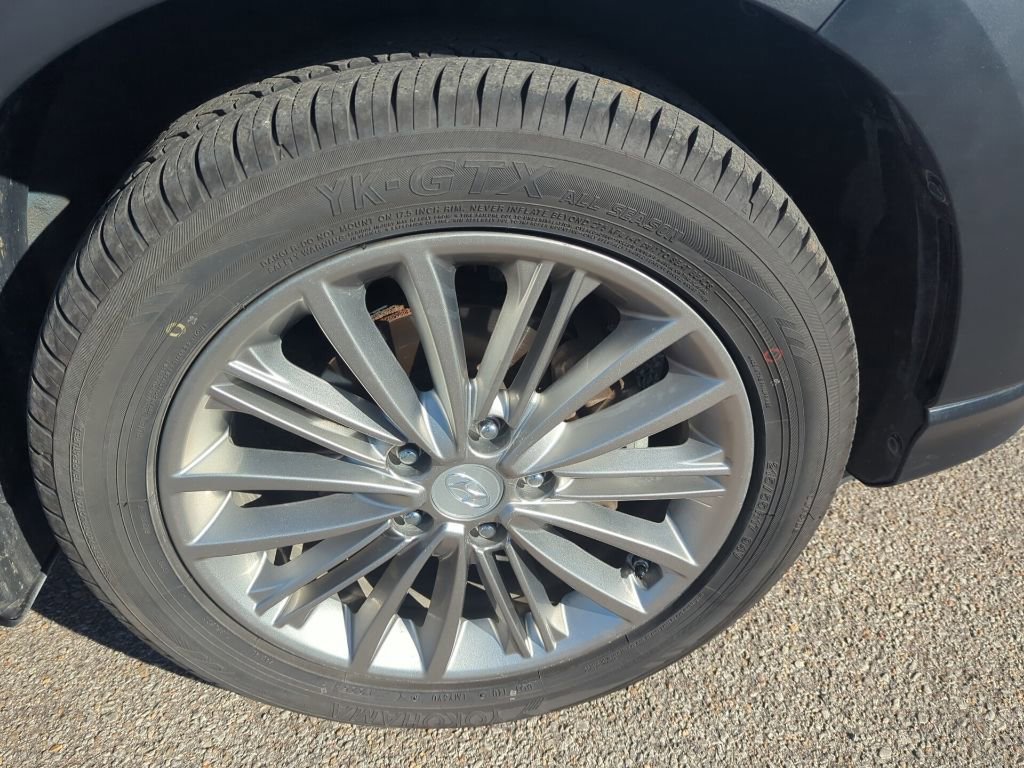 Used 2019 Hyundai Kona SEL image 7