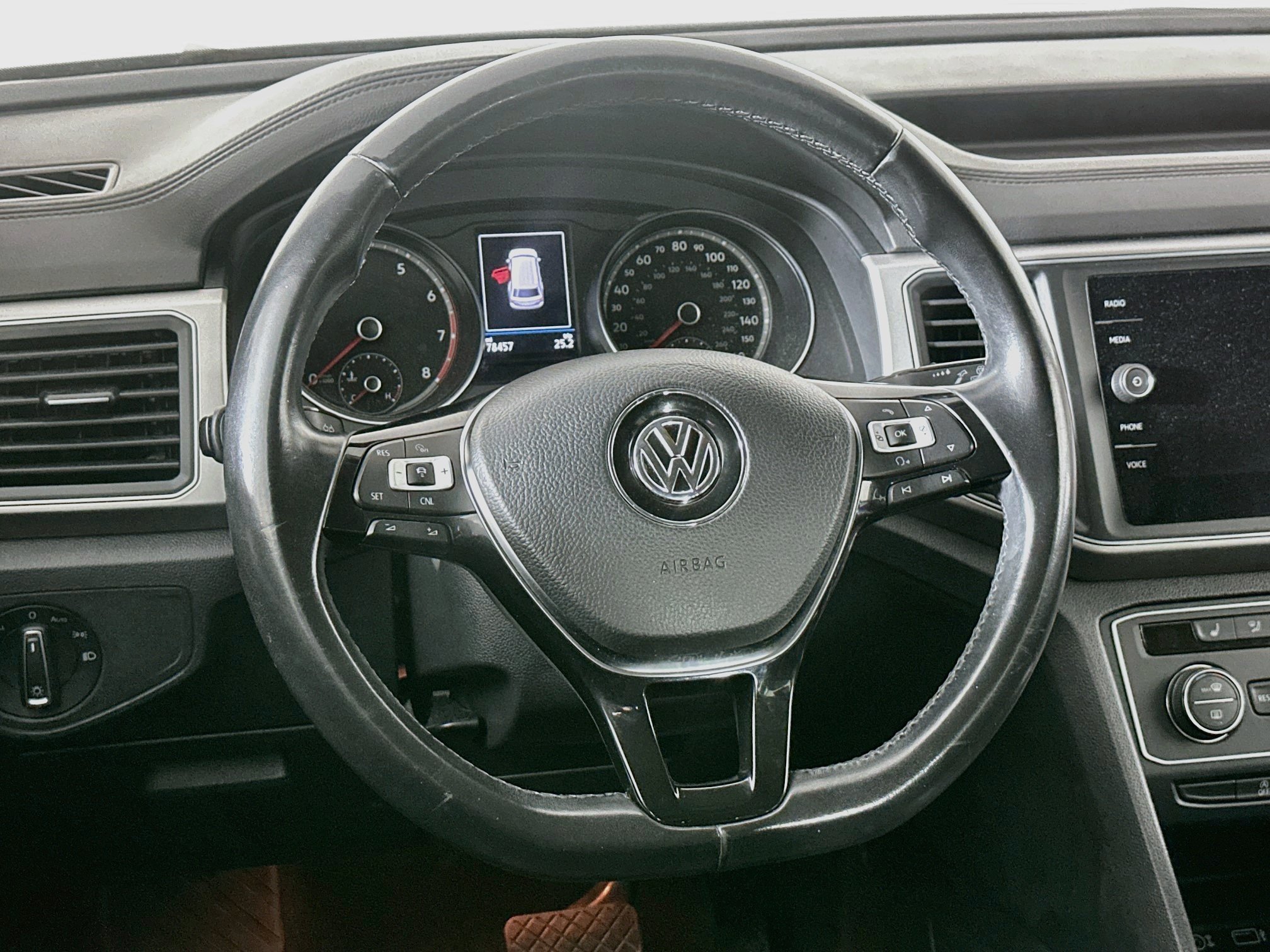 Used 2018 Volkswagen Atlas SE FWD image 18
