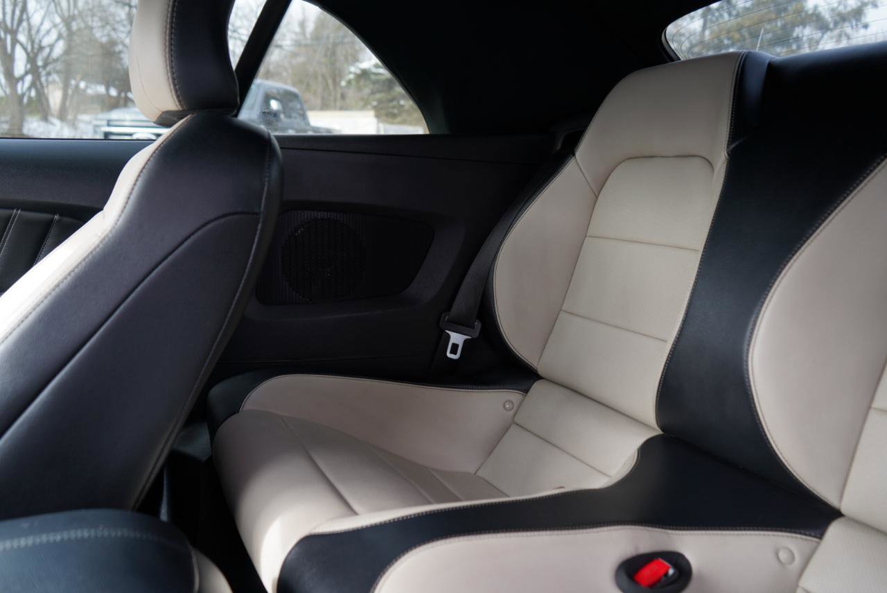 Used 2015 Ford Mustang GT Premium w/ Equipment Group 401A image 45