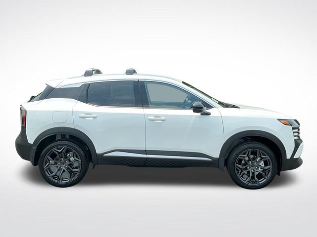 New 2026 Nissan Kicks SR w/ Cold Weather Package AWD/4WD image 8
