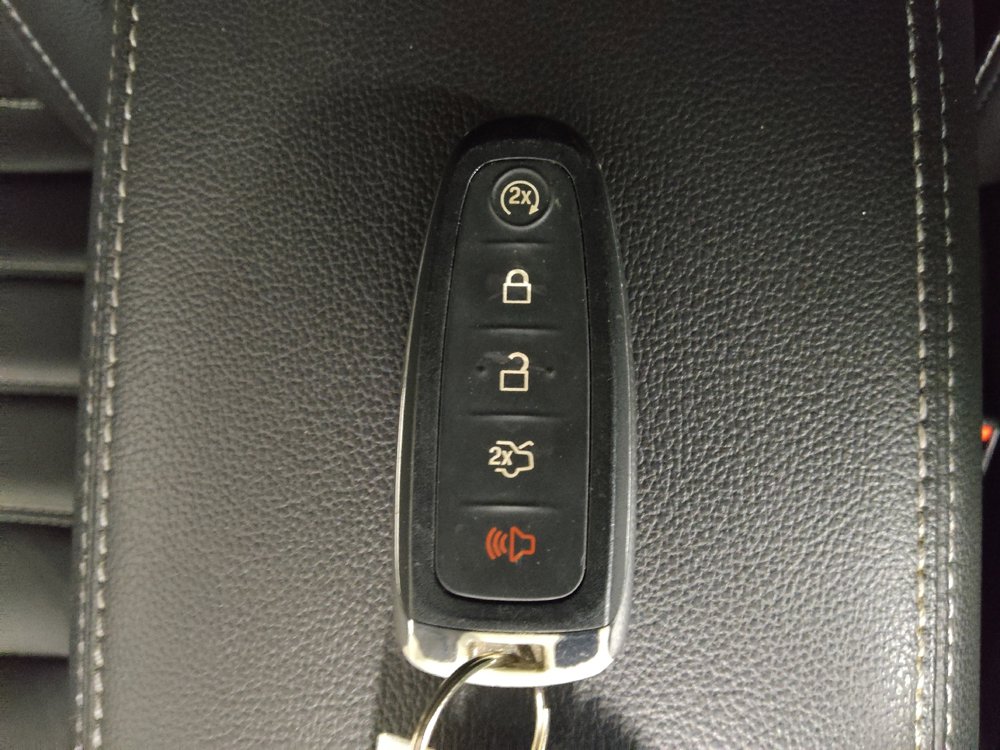 Used 2017 Ford Escape Titanium FWD image 32
