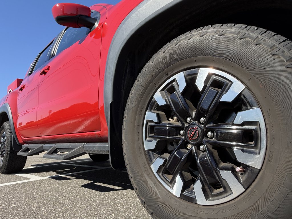 Certified 2024 Nissan Frontier PRO-4X w/ Technology Package AWD/4WD image 9
