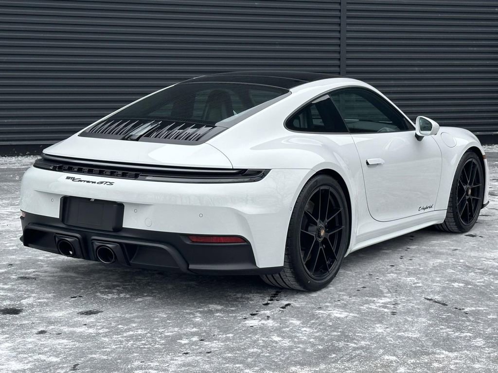 New 2026 Porsche 911 GTS image 5