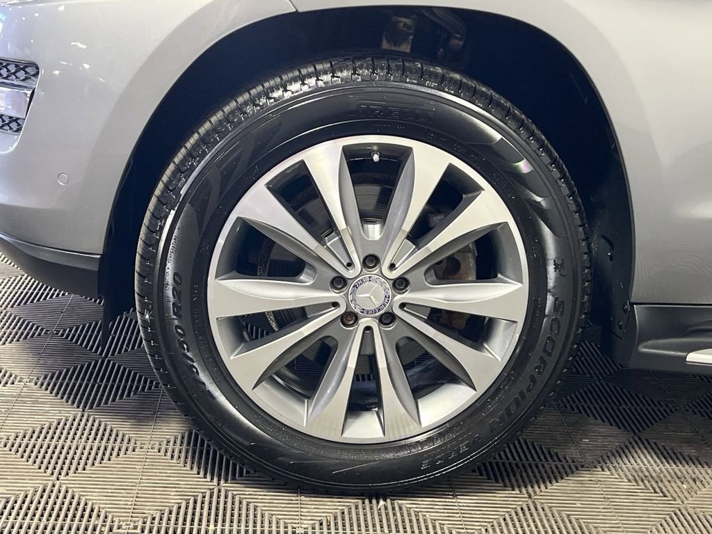 Used 2016 Mercedes-Benz GL 450 4MATIC image 12