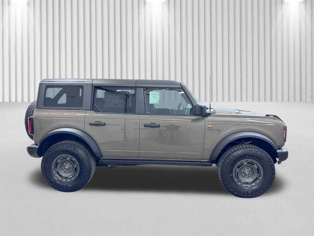 New 2025 Ford Bronco Badlands w/ Sasquatch Package image 3