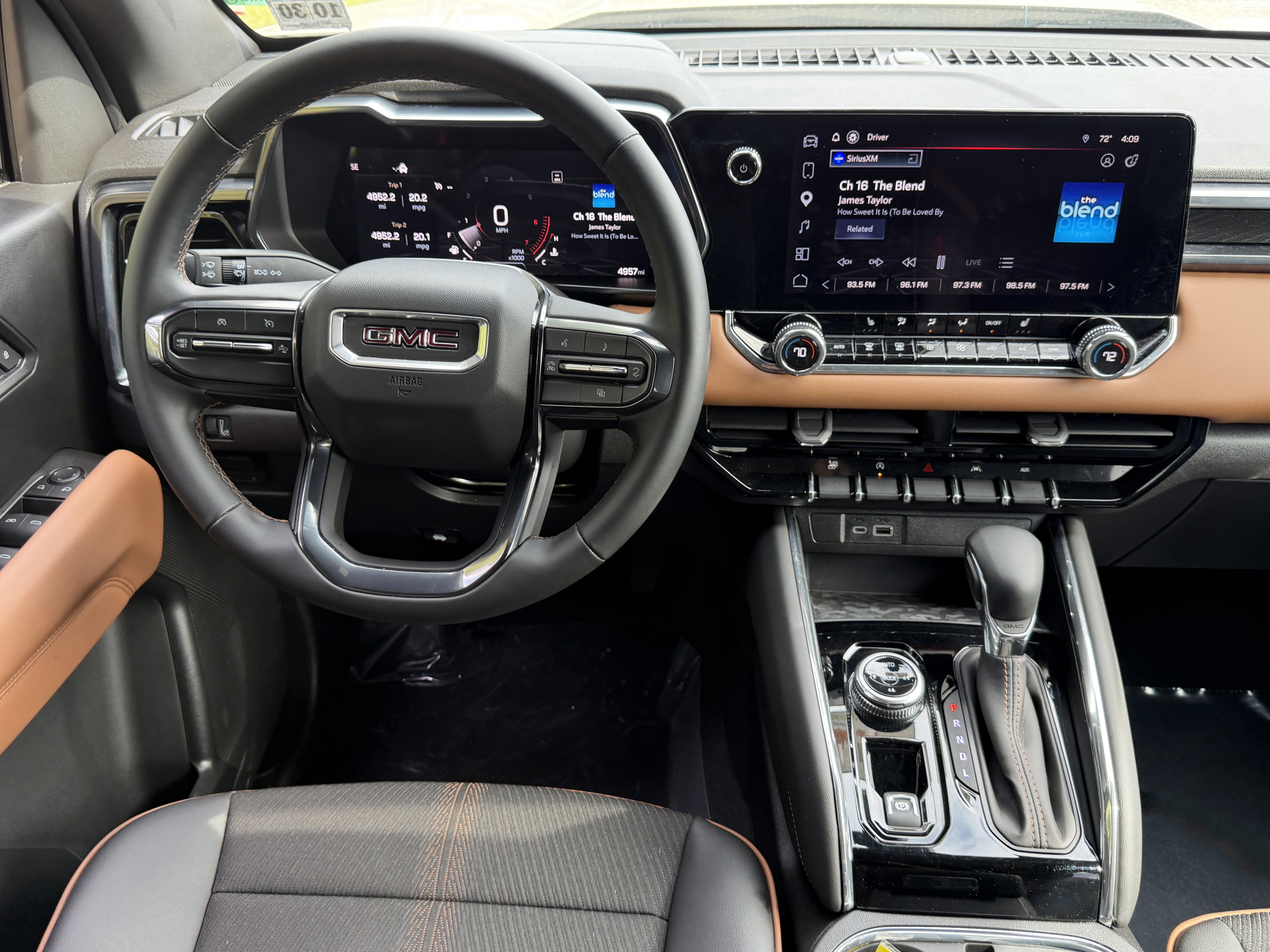 Used 2026 GMC Canyon AT4 AWD/4WD image 7