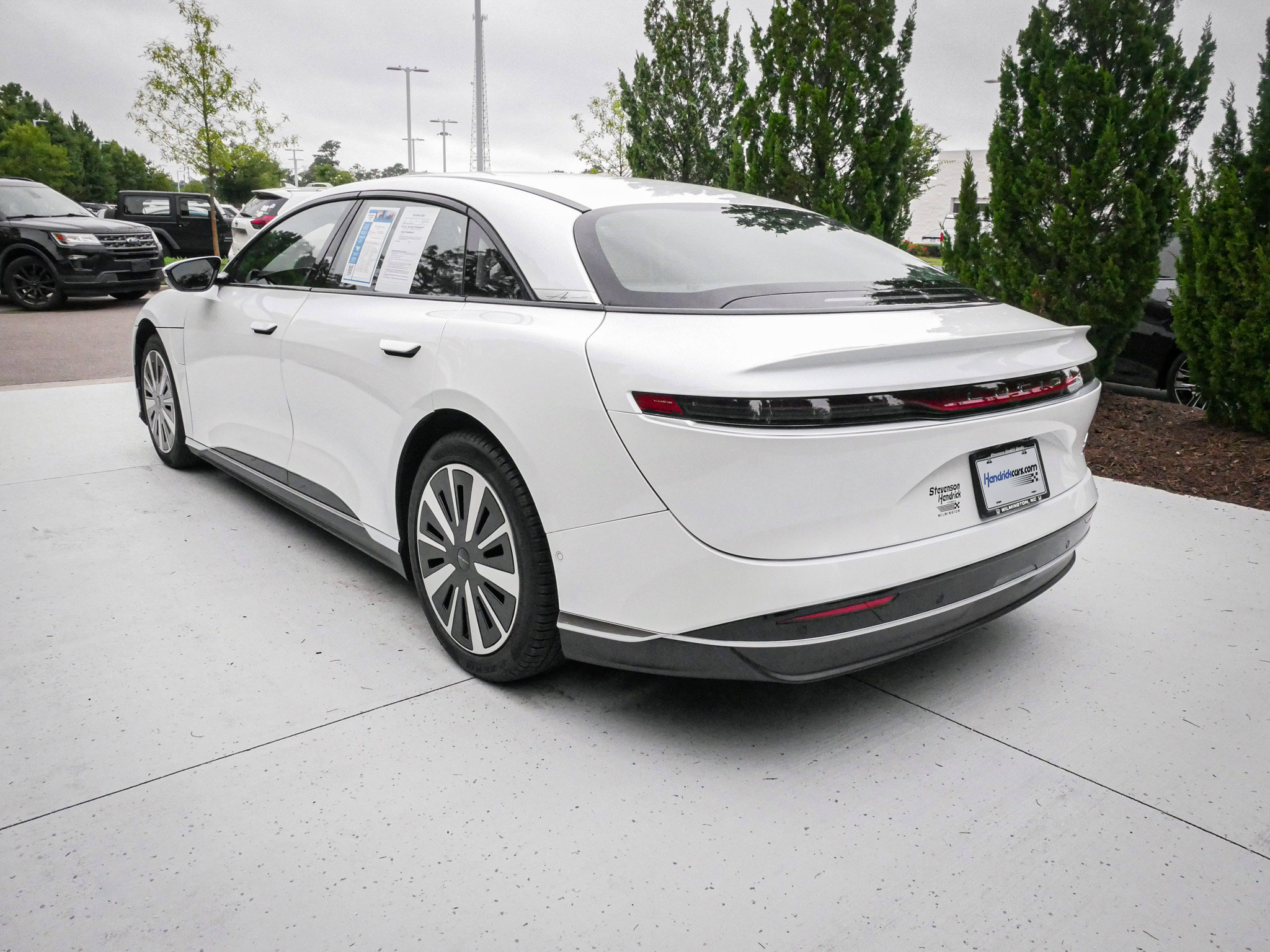 Used 2025 Lucid Air Touring AWD/4WD image 8