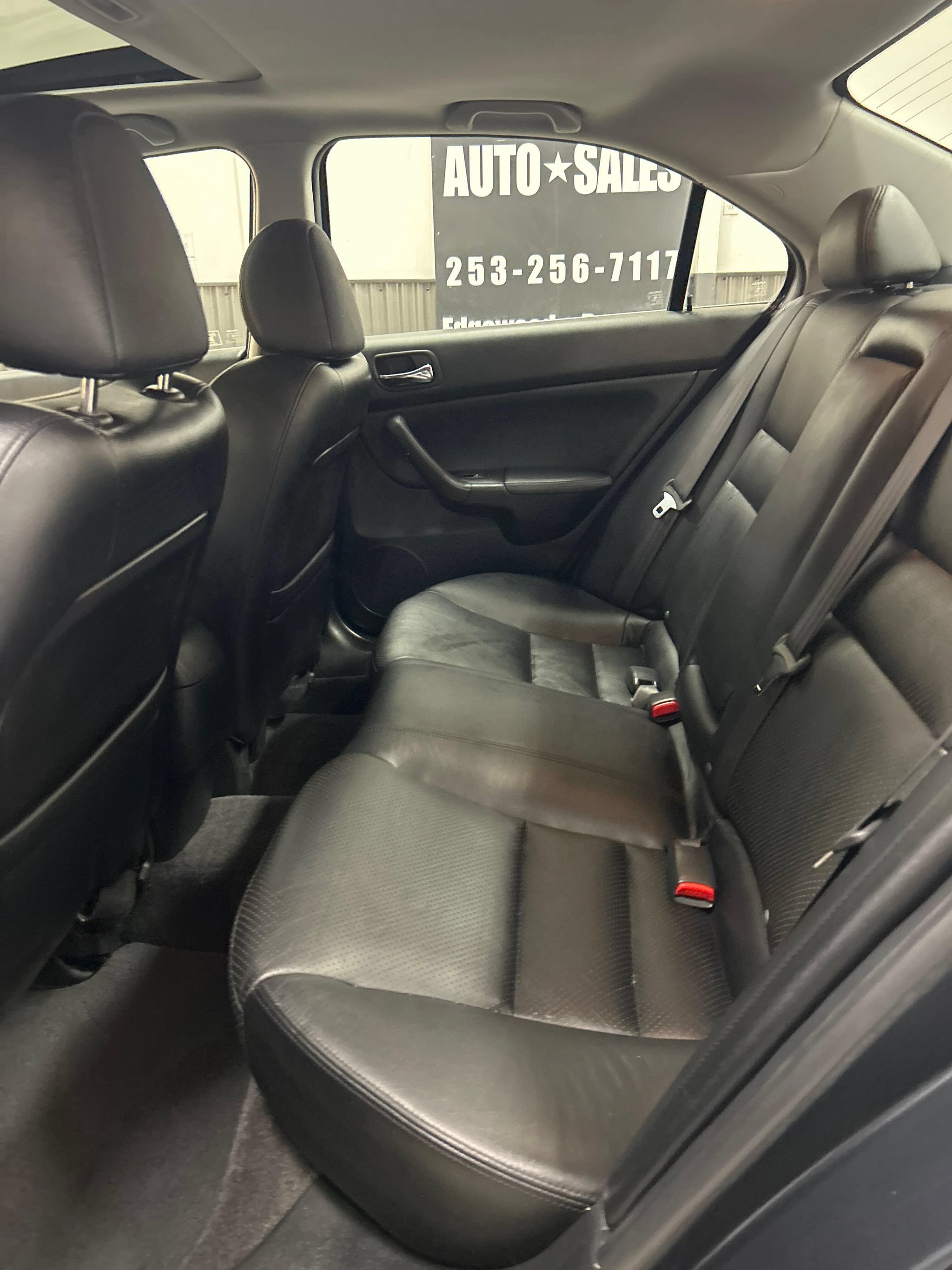 Used 2007 Acura TSX w/ Navigation FWD image 10