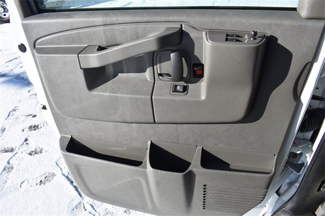 New 2025 Chevrolet Express 2500 Work Van w/ Driver Convenience Package image 28