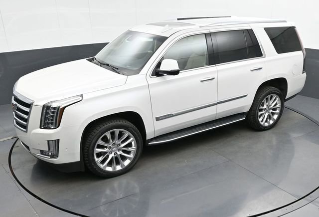 Used 2019 Cadillac Escalade Luxury image 48