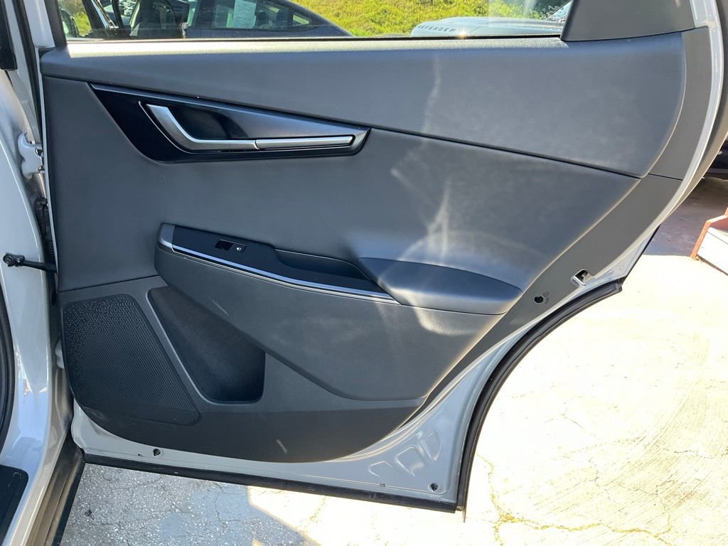 Used 2025 Kia EV6 Light image 53