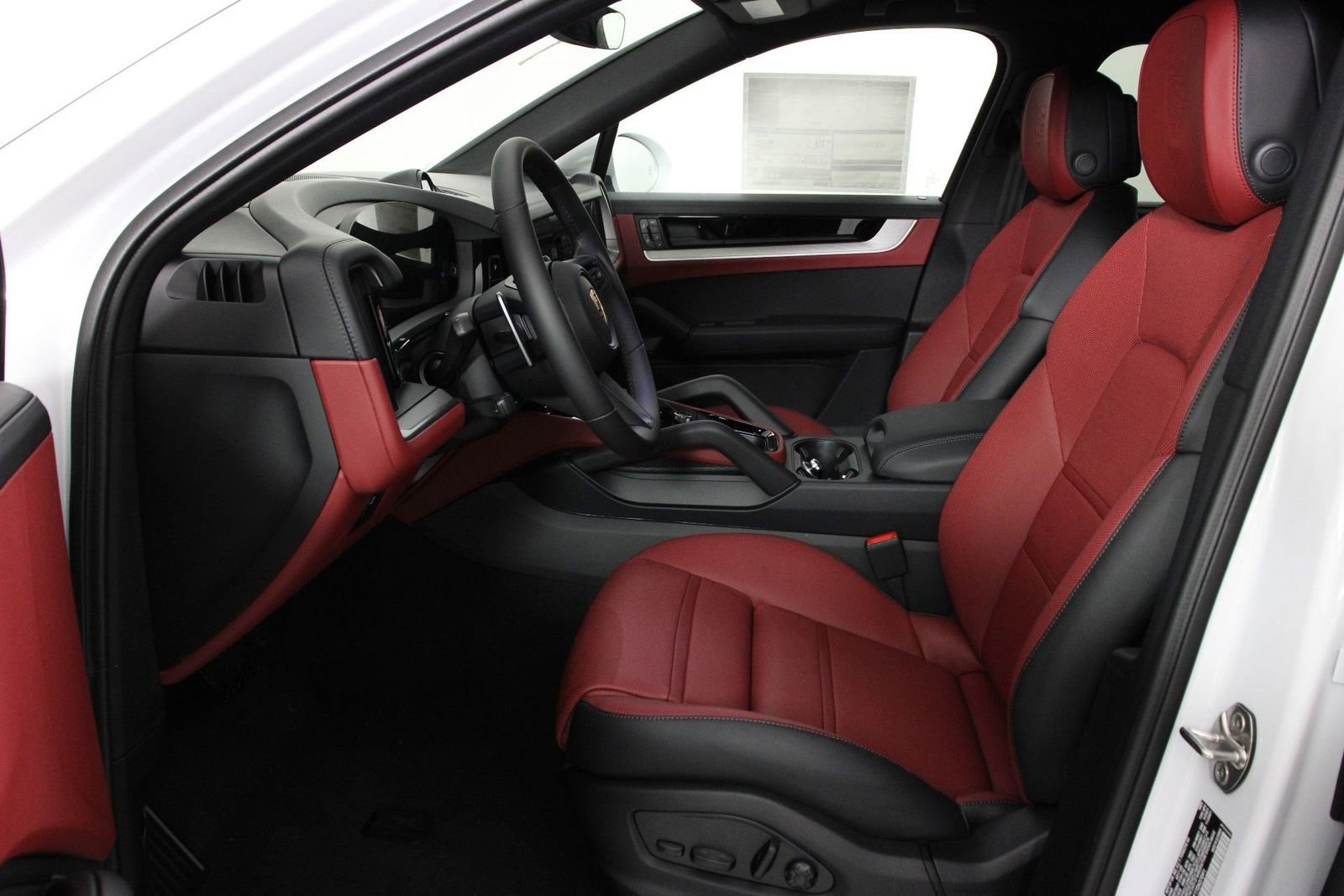 New 2026 Porsche Cayenne Coupe image 5