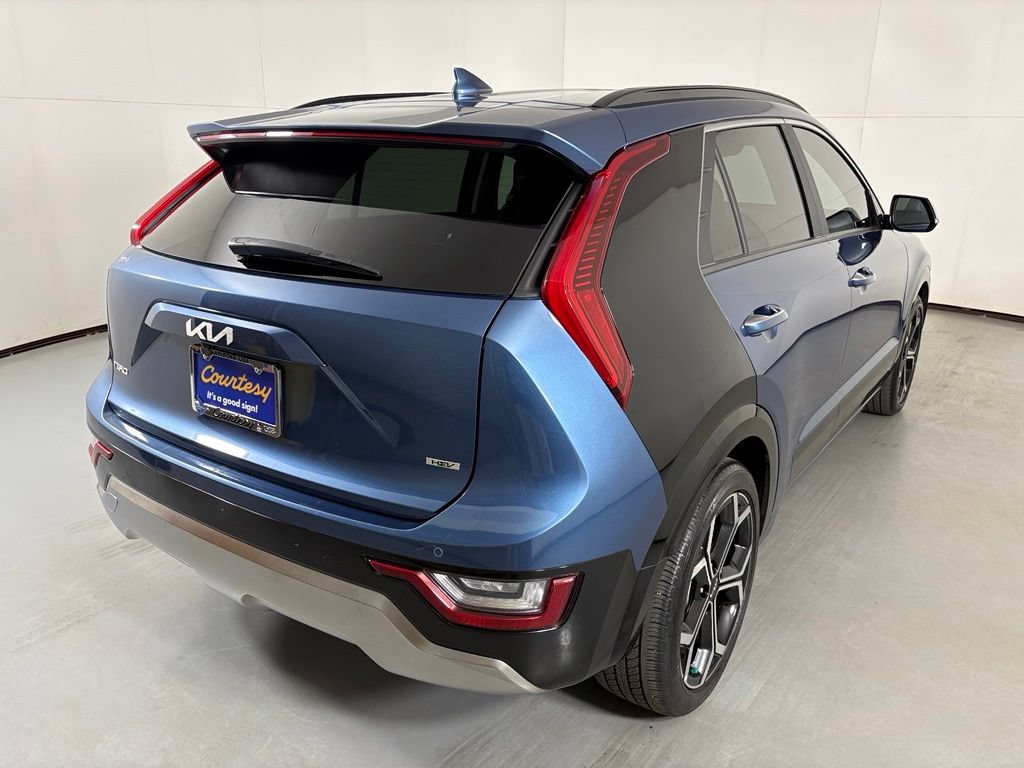 Used 2024 Kia Niro SX Touring FWD image 8