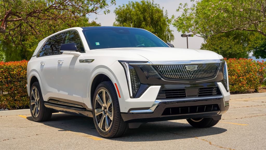 New 2025 Cadillac Escalade IQ Luxury 2 image 5