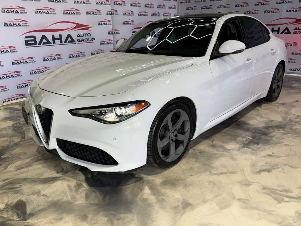 Used 2017 Alfa Romeo Giulia RWD image 66