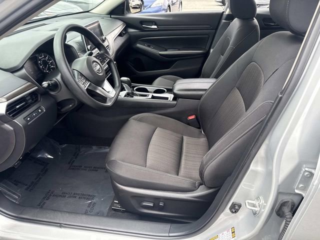 Used 2024 Nissan Altima 2.5 SV image 20
