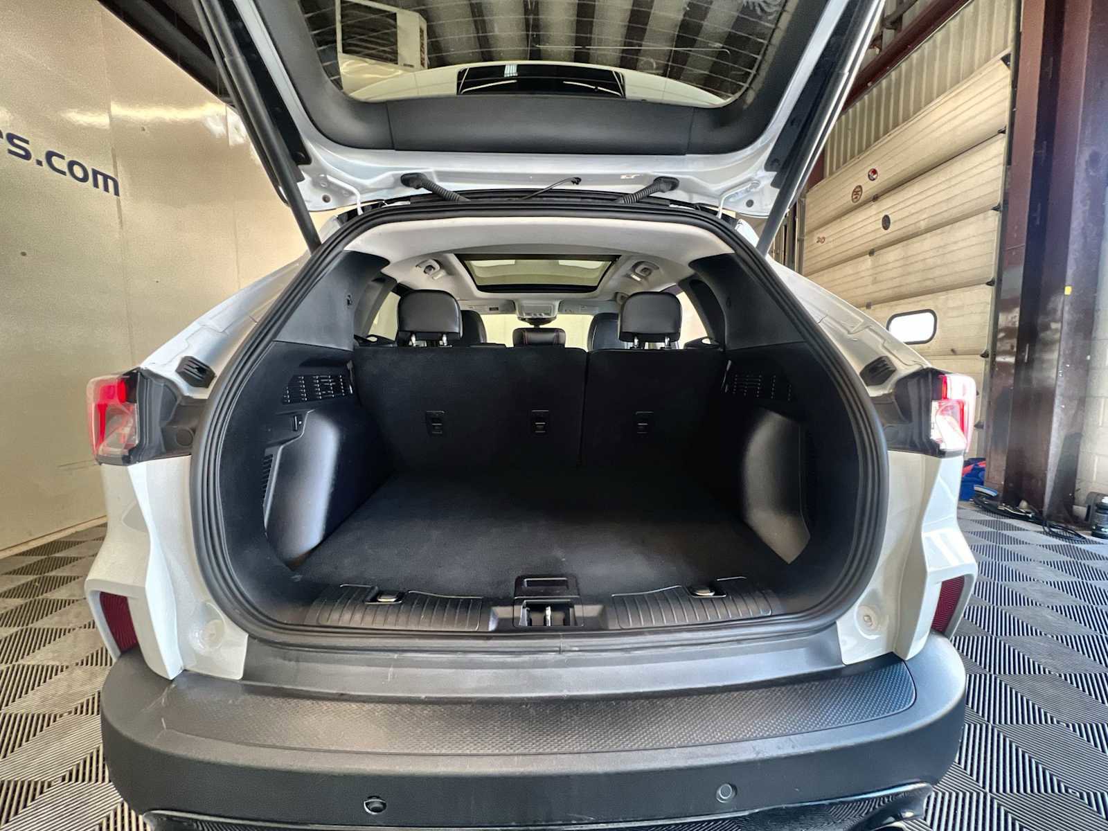 Used 2022 Ford Escape SEL image 21