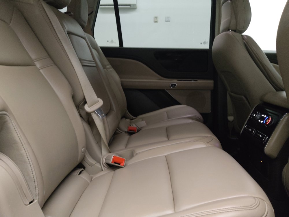 Used 2020 Lincoln Aviator 2WD image 19