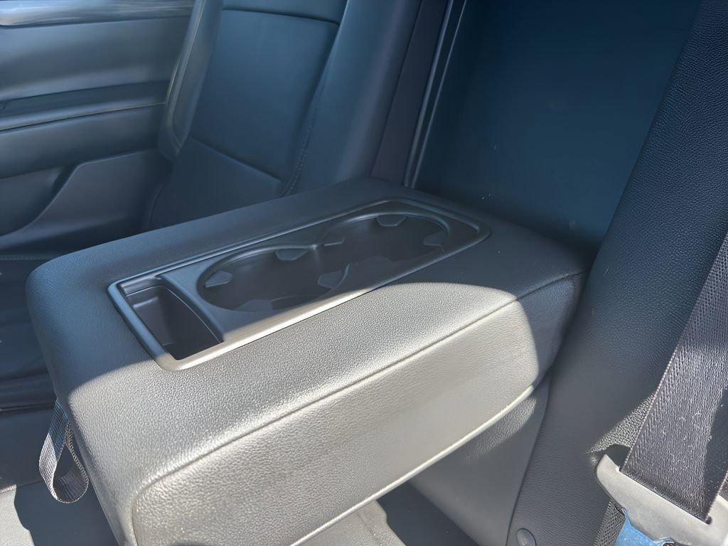 Used 2024 GMC Yukon SLT image 28