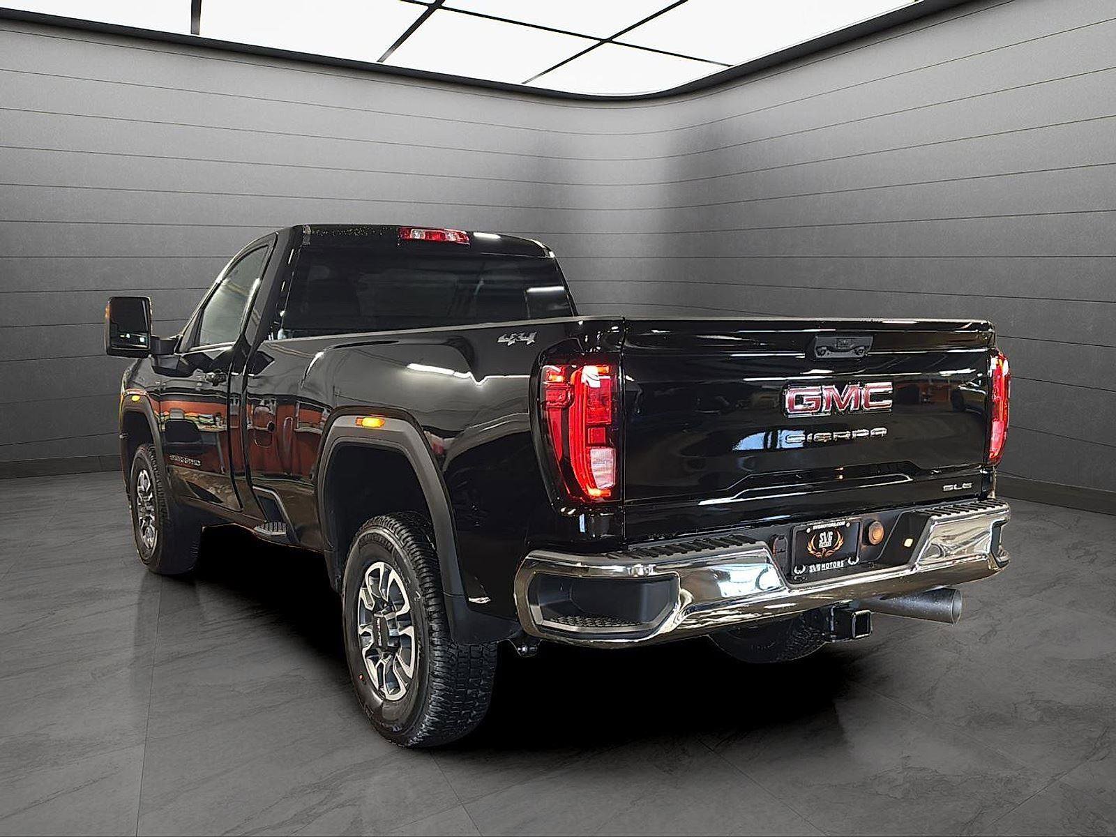 New 2026 GMC Sierra 3500 SLE w/ SLE Convenience Package image 3