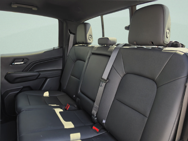 Used 2023 Chevrolet Colorado LT w/ LT Convenience Package III RWD image 28