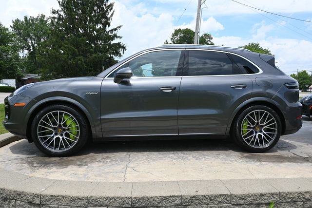 Used 2021 Porsche Cayenne Turbo S AWD/4WD image 8