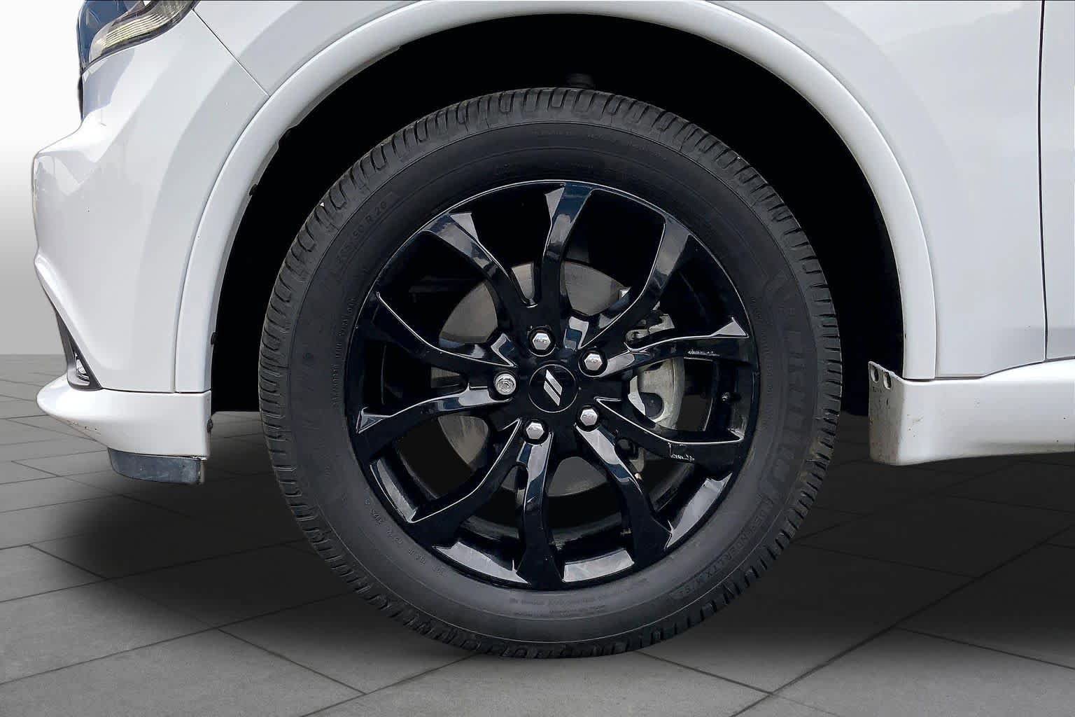 Used 2020 Dodge Durango SXT image 11