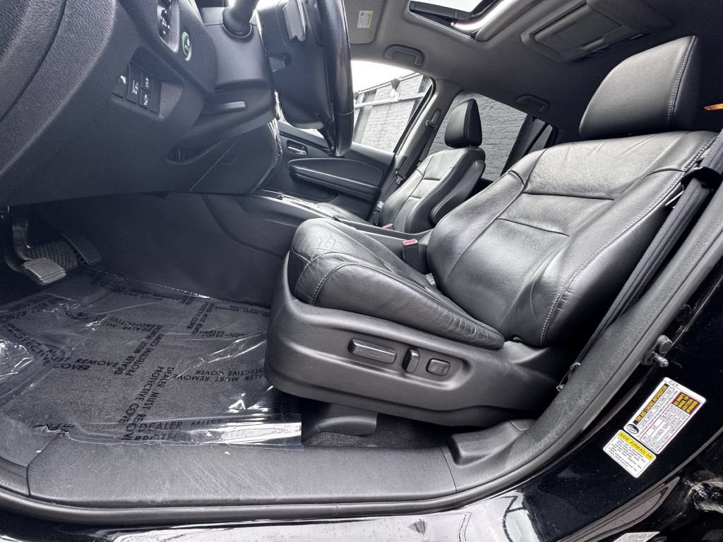 Used 2016 Honda Pilot Touring image 12