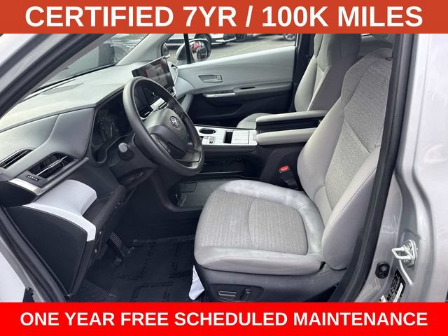 Used 2025 Toyota Sienna LE FWD image 14
