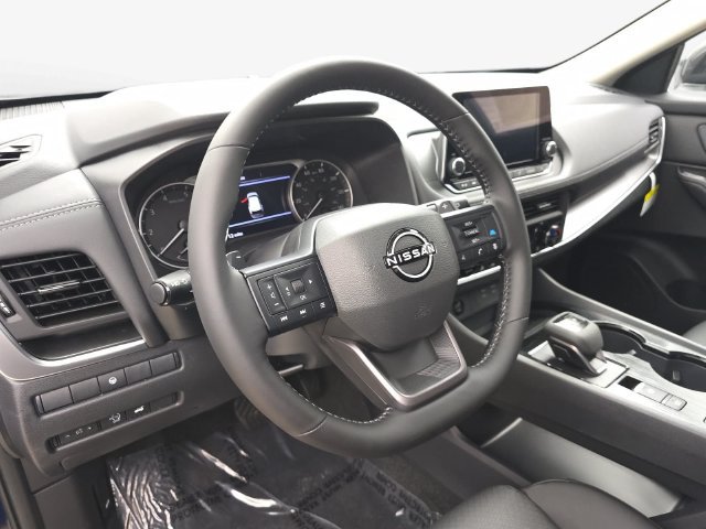 New 2026 Nissan Rogue Dark Armor FWD image 16
